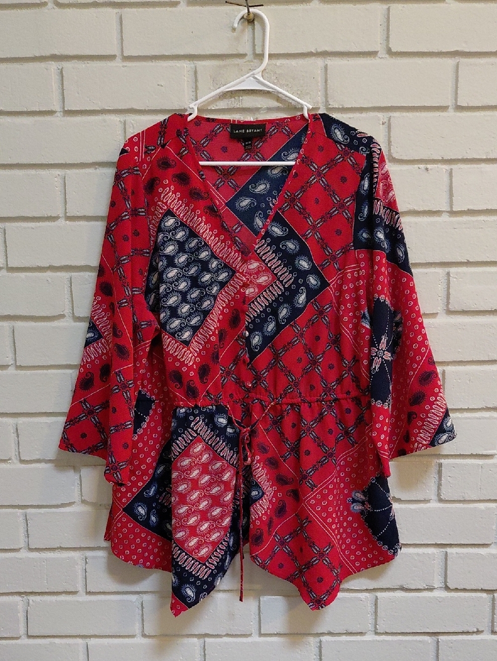 Lane Bryant Red & Navy Bandana-Print Tie Front Detail Tunic. Size 18/20   NWOT